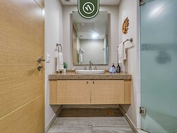 Luxury 4 BR Condo - Private Beachfront Deck With Pool
