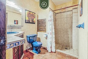 Oceanview 2BR Condo - Romantic Zone - Rooftop Pool