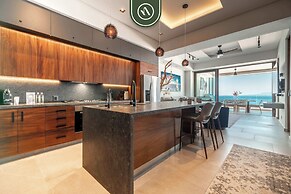 Luxury 2 BR Condo With Beachview - Rooftop Pool