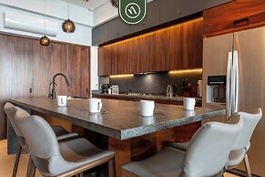 Luxury 2 BR Condo With Beachview - Rooftop Pool
