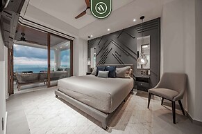 Luxury 2 BR Condo With Beachview - Rooftop Pool