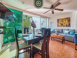 Beachfront 2BR Condo With Pool and Beachclub