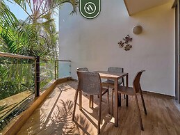 Beachfront 2BR Condo With Pool and Beachclub