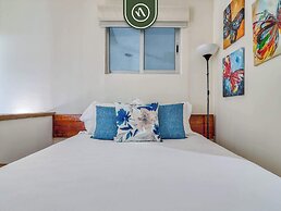 Beachfront 2BR Condo With Pool and Beachclub