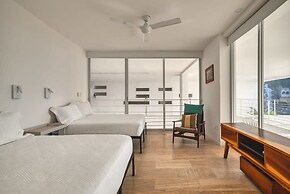 Breathtaking 3BR Condo - Private Pool - Sunsets