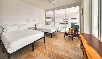 Breathtaking 3BR Condo - Private Pool - Sunsets