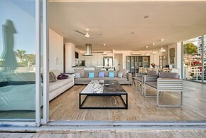 Breathtaking 3BR Condo - Private Pool - Sunsets