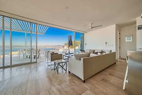 Breathtaking 3BR Condo - Private Pool - Sunsets