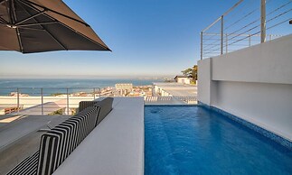 Breathtaking 3BR Condo - Private Pool - Sunsets