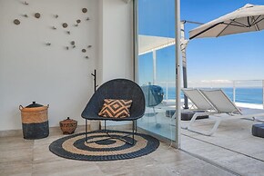 Breathtaking 3BR Condo - Private Pool - Sunsets