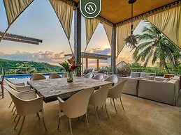 Luxury Oceanfront Villa - Private Beach - Pool