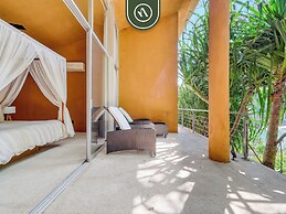 Luxury Oceanfront Villa - Private Beach - Pool