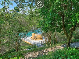 Luxury Oceanfront Villa - Private Beach - Pool