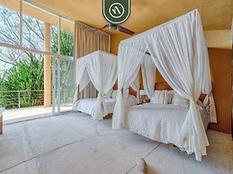 Luxury Oceanfront Villa - Private Beach - Pool