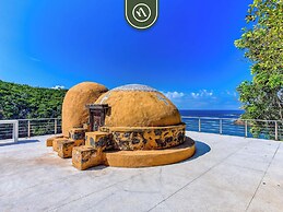 Luxury Oceanfront Villa - Private Beach - Pool