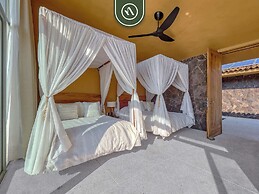 Luxury Oceanfront Villa - Private Beach - Pool