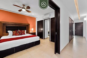 Elegant 2 BR Condo With Amazing Rooftop Pool