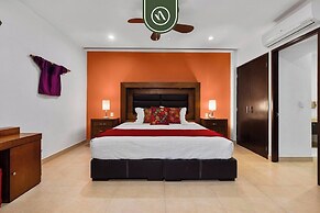 Elegant 2 BR Condo With Amazing Rooftop Pool