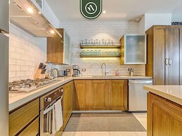 Luxury 2BR Condo in Romatic Zone - Rooftop Pool