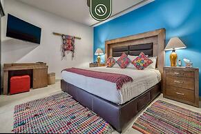 Luxury 2 BR in Romantic Zone - Rooftop Pool