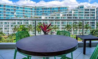 Oceanview 2 BR Condo - Beachclub - Pool - Ocean