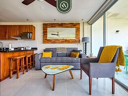 Oceanview 2 BR Condo - Beachclub - Pool - Ocean