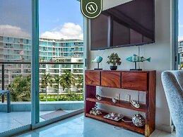 Oceanview 2 BR Condo - Beachclub - Pool - Ocean