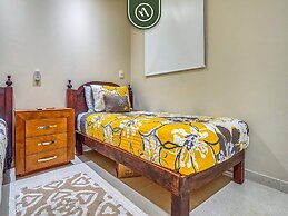 Oceanview 2 BR Condo - Beachclub - Pool - Ocean