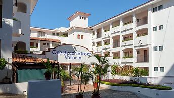 Amazing 2 BR Condo - Partial Oceanview - Pool