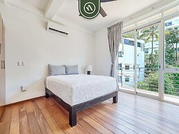 Ecofriendly 2BR Condo - Private Jacuzzi - Rooftop