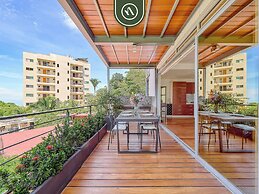 Ecofriendly 2BR Condo - Private Jacuzzi - Rooftop