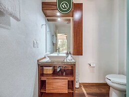 Ecofriendly 2BR Condo - Private Jacuzzi - Rooftop