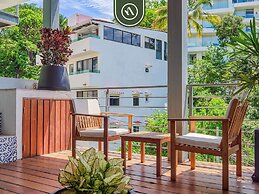 Ecofriendly 2BR Condo - Private Jacuzzi - Rooftop