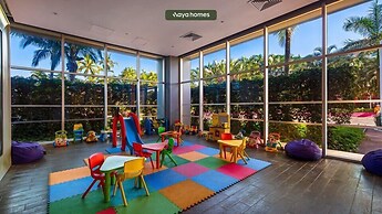 Oceanview 3BR Apt With Beach Access - Pools - Gym