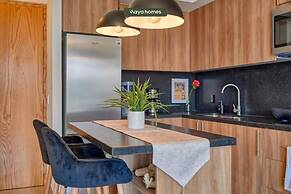 Cozy 1Br Apt - Pool - Gym - 2 Min to the Beach