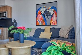 Cozy 1Br Apt - Pool - Gym - 2 Min to the Beach