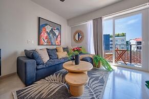 Cozy 1Br Apt - Pool - Gym - 2 Min to the Beach
