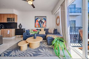 Cozy 1Br Apt - Pool - Gym - 2 Min to the Beach