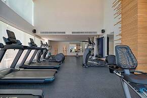 Cozy 1Br Apt - Pool - Gym - 2 Min to the Beach