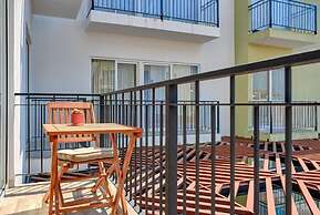 Cozy 1Br Apt - Pool - Gym - 2 Min to the Beach