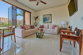Great Apt With King Size bed - Rooftop Pool - Spa