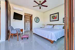 Great Apt With King Size bed - Rooftop Pool - Spa