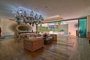 Great Apt With King Size bed - Rooftop Pool - Spa
