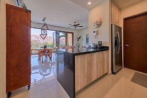 Great Apt With King Size bed - Rooftop Pool - Spa