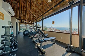 Great Apt With King Size bed - Rooftop Pool - Spa