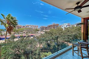 Great Apt With King Size bed - Rooftop Pool - Spa
