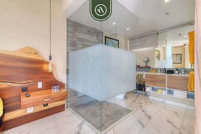 Amazing Condo With Rooftop Pool - Private Balcony