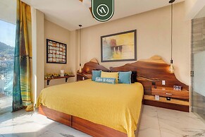 Amazing Condo With Rooftop Pool - Private Balcony