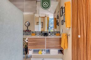 Amazing Condo With Rooftop Pool - Private Balcony