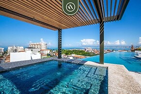 Amazing Condo With Rooftop Pool - Private Balcony